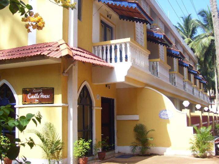Castle House Calangute Hotel Exterior photo