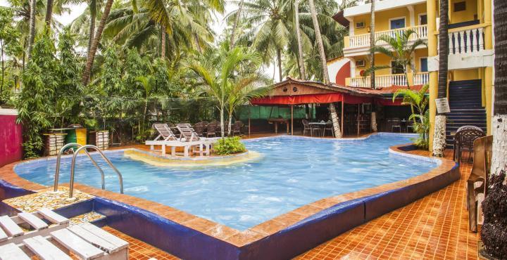 Castle House Calangute Hotel Exterior photo