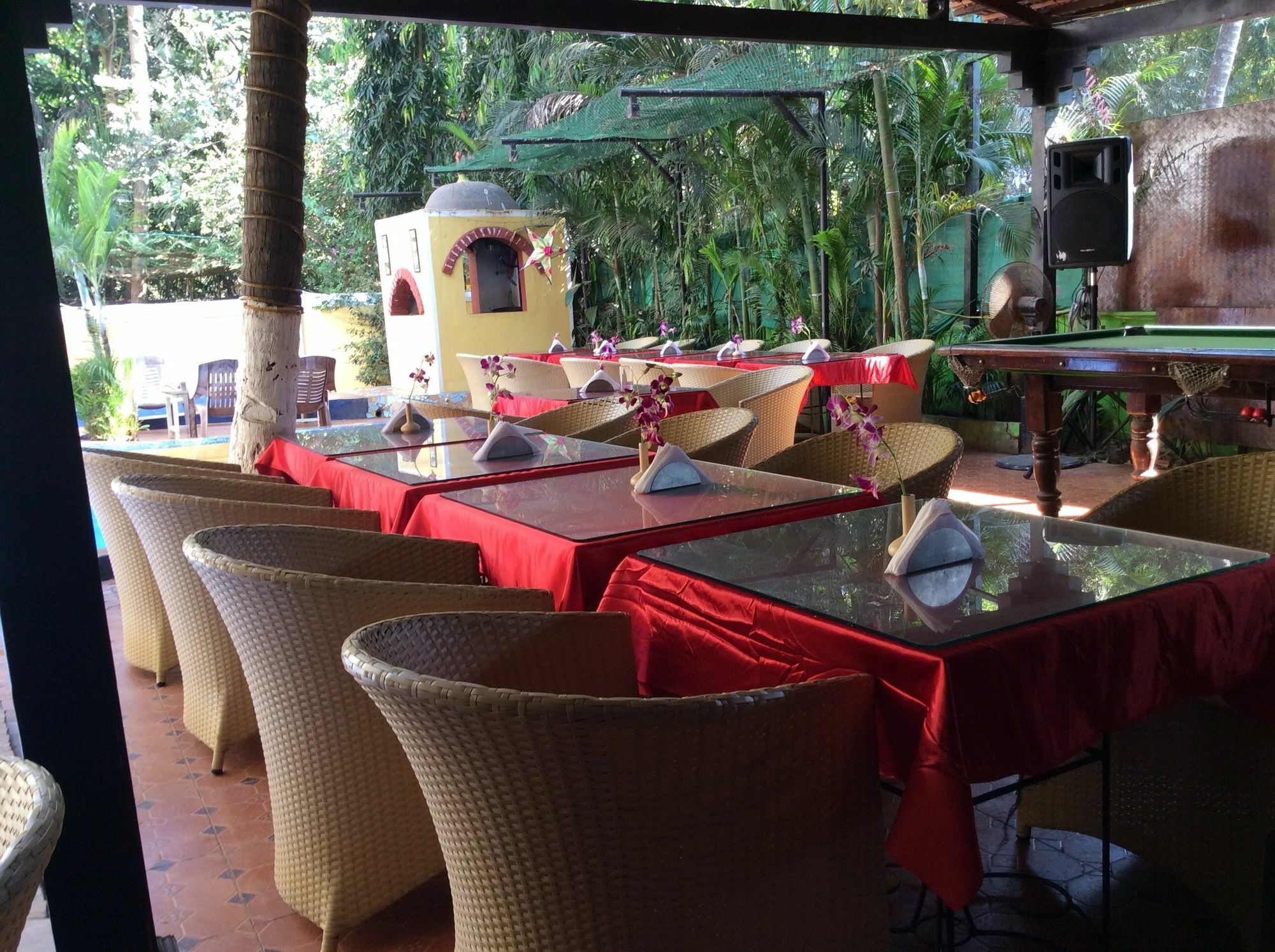Castle House Calangute Hotel Exterior photo