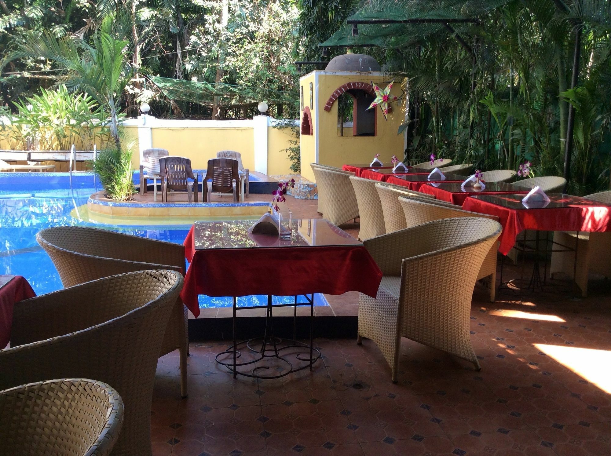 Castle House Calangute Hotel Exterior photo